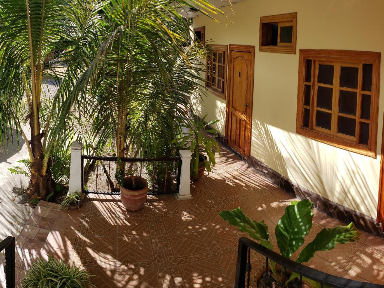 מטאגאלפה Hostal Casa Vieja מראה חיצוני תמונה
